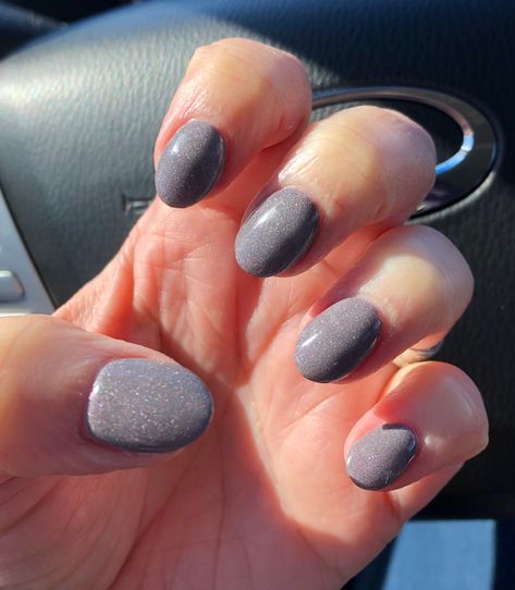 #177, SNS Dip. Very pretty dark grey with slight shimmer. Powder Glitter Nails, Beachy Nails, Nail Dip Powder, Nail Dip, Nails Colors, Gray Nails, Nail Strengthener, Dark Nails, Dip Powder Nails