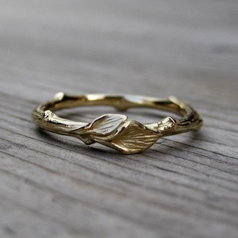 Earthy Rings, Nature Wedding Ring, Expensive Wedding Rings, Twig Wedding Band, Leaf Wedding Rings, Rustic Wedding Bands, Leaf Wedding Band, Cheap Wedding Rings, Rustic Wedding Rings