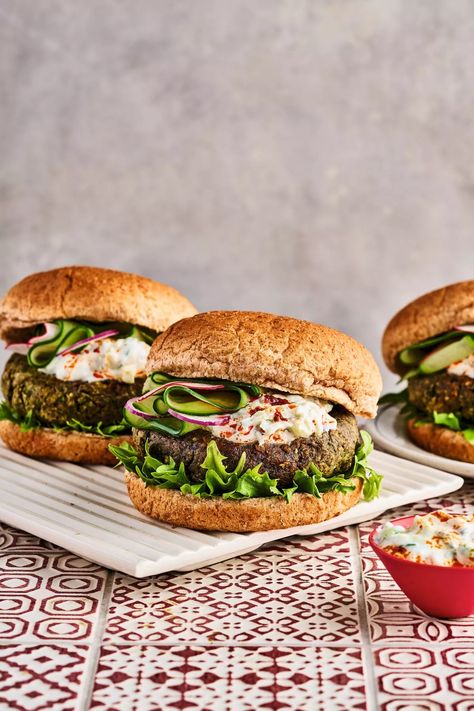 'Epic' veggie lentil falafel burger that takes under 30mins - recipe - OK! Magazine Lentil Falafel, Lentil Burgers Easy, Lentil Walnut Burger, Lentil Mushroom Burger, Lentil Veggie Burger, Falafel Burgers, Falafel Recipe, Midweek Meals, Lentils