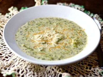 Cream of Broccoli Soup – Low-Carb Comfort Food Amish Chicken Casserole, Low Carb Asian, Chicken Pot Pie Soup Recipe, Pot Pie Soup Recipe, Asparagus Chicken, Casserole Low Carb, Low Carb Comfort Food, Chicken Alfredo Recipe, Amish Chicken