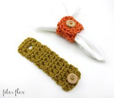 Fiber Flux: Free Crochet Pattern...Harvest Button Napkin Ring! Coasters Free Pattern, Thanksgiving Crochet Patterns, Thanksgiving Crochet, Crochet Coasters Free Pattern, Patterned Napkins, Crochet Christmas Gifts, Crochet Buttons, Napkin Ring, Crochet Applique