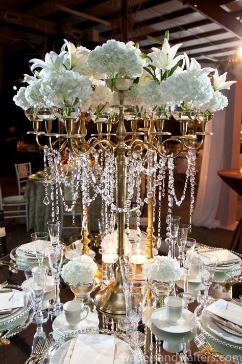 OMG Candle Holder Wedding, Crystal Candle Holders, Using Crystals, Tea Party Setting, Beautiful Tablescapes, Photos Booth, Beautiful Table Settings, Elegant Centerpieces, Gatsby Wedding