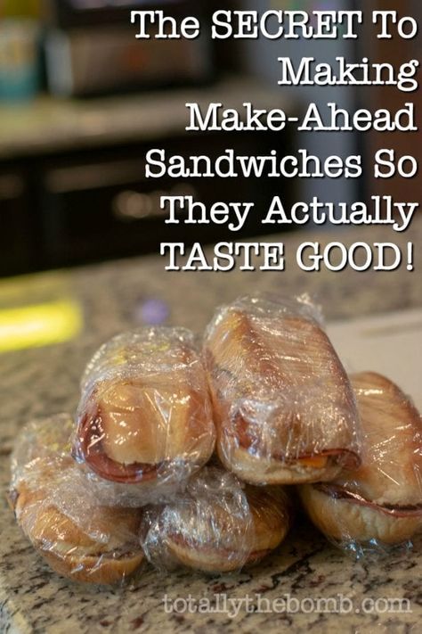 This is the secret to making make-ahead sandwiches so that they actually taste good Make Ahead Camping Food, Freezer Lunches, Husband Lunch, Picnic Sandwiches, Lunch Meat Recipes, Road Trip Food, Cold Sandwiches, Cold Lunches, Vacation Meals