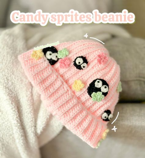 Okay, I never imagined I could create anything as impressive as the Candy Sprite Tote version, but wow... the beanie turned out to be amazing! This is a commission I’m currently working on. It’s still surreal to me that people are buying my creations even before they’re officially released. 🥰 This would make a wonderful gift! Oh, I’d absolutely love to create a commission for a set: tote + beanie. Wouldn’t that be lovely?! The beanie is currently listed under custom orders since it hasn’t b... Crochet Business, Crochet Clothing And Accessories, Beginner Crochet Projects, Be Amazing, Fun Crochet Projects, Diy Crochet Projects, Tote Pattern, Working On It, Diy Knitting