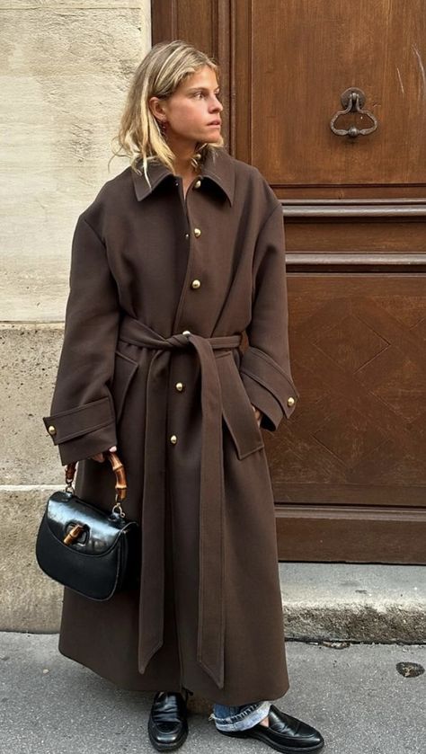 Chocolate Coat Outfit, Camel Peacoat Outfit, Camel Peacoat, Brown Coat Outfit, Peacoat Outfit, Trench Outfit, Fav Outfit, Brown Fur Coat, Brown Trench Coat