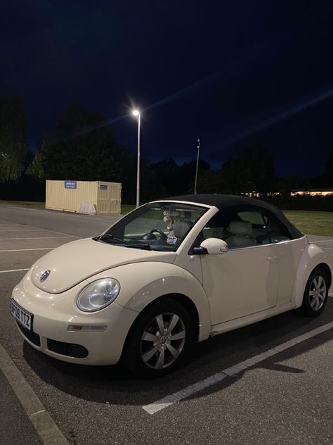 Cream Vw Beetle, All Wheel Drive Cars, Volkswagen Beetle Inside, 2007 Volkswagen Beetle, 2014 Volkswagen Beetle, Bettle Volkswagen Aesthetic, Beetle Car Aesthetic, Volkswagen Beetle Aesthetic, Buggy Volkswagen