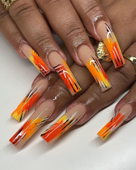 191 Likes, 0 Comments - Clawz The Nail Tech (@clawzdoneright) on Instagram: “Old School vibes 🧡💛 I’m honestly in love with these ! • • • #nails #nailtech #acrylicnails…” Old School Nail Designs, Old School Nails, Old Nail Designs, Sagittarius Nails, Old School Vibes, Orange Acrylic Nails, Curved Nails, Fancy Nails Designs, School Vibes