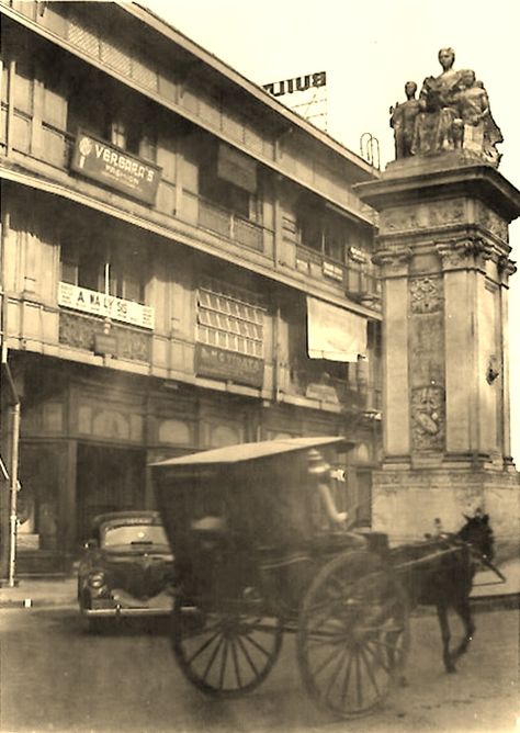 La Madre statue 1940 Philippine Photography, Colonial Philippines, Vintage Philippines, Philippine Culture, Philippine Architecture, Filipino Architecture, New Manila, Philippine History, Fantasy Logo