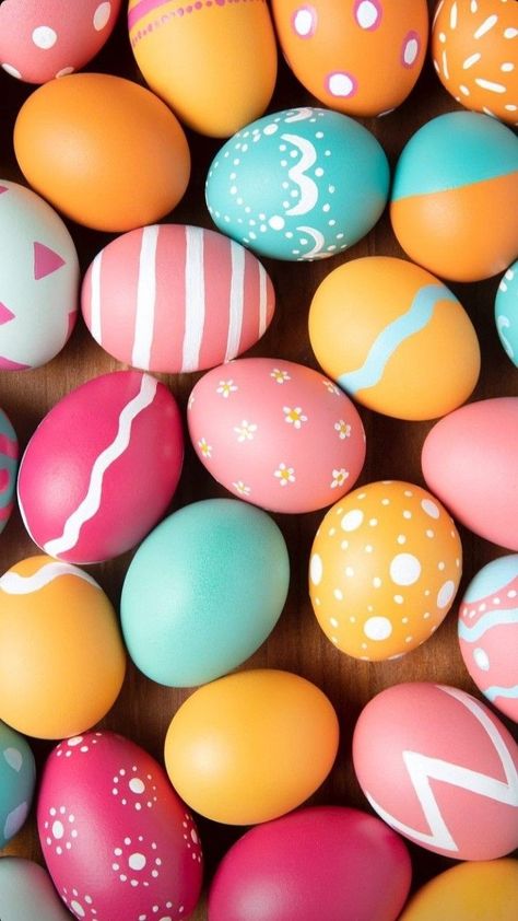 Easter Egg Ideas Decorating, Cute Easter Egg Designs, Uskrsnje Ideje, Easter Egg Ideas, Colored Easter Eggs, Brown Aesthetic Wallpaper, Wallpapers Christmas, Creative Easter Eggs, Vintage Easter Cards