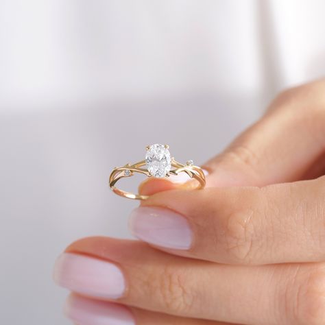 Here's Dainty Diamond Twig Engagement Ring for bride. Oval Moissanite Leaf Skinny Wedding Band will be perfect comfort fitting ring for Her, Girlfriend, fiancee and wife! We can create Twig engagement Ring will be best gift for your women or girlfriend as well! This Dainty 10K 14K 18K Gold Branch Cz Ring is great shower in her engagement or special night shower ring!  With this branch diamond ring can be switched with her wedding excellent keepsake. This unique delicate ring has symbolizing your everlasting love & serves as a perfect gift for girl, wife, women or gifted from mom. You can check our other engagement ring in here: https://www.etsy.com/shop/Cristojuanna?ref=seller-platform-mcnav§ion_id=45683982 Ring Features: We can make 10K 14K 18K Solid Gold Rings depend on your choice. (14K Dainty Oval Engagement Ring And Band, Crown Of Thorns Engagement Ring, Oval Vine Engagement Ring, Ring Bride, Ring Tree, Gold Promise Ring, Shower Rings, Gold Branches, Twig Engagement Ring