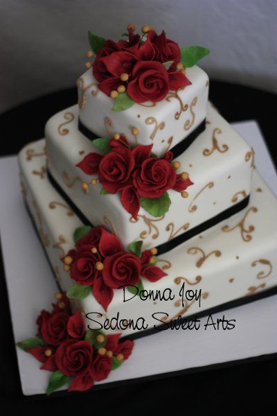 Cakes Square, Debut Cake, Square Cake Design, Square Wedding Cake, Different Types Of Cakes, Vegan Wedding Cake, 3 Tier Wedding Cakes, Square Wedding Cakes, Vegan Wedding