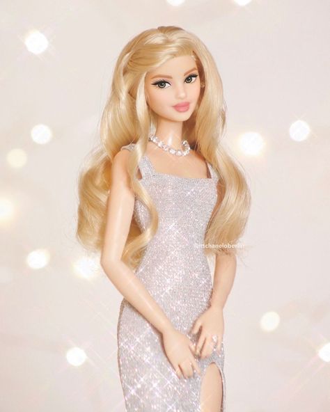 Barbie Doll Hairstyles, Barbie Gown, Pusheen Shop, Kore Ulzzang, Barbie Hairstyle, Dress Barbie Doll, Barbies Pics, Barbie Doll Set, Barbie Images