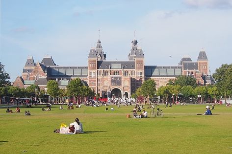 Museumplein, Amsterdam Amsterdam Girls, Narrow Houses, Amsterdam Travel Guide, Anne Frank House, Visit Amsterdam, Canal House, Van Gogh Museum, Amsterdam Travel, Nice Place