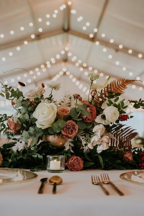 Dried Bougainvillea, Copper Wedding Flowers, February Inspiration, Classy Autumn, Orchids White, Orange Weddings, Rust Wedding, Olive Green Weddings, Rusting Wedding