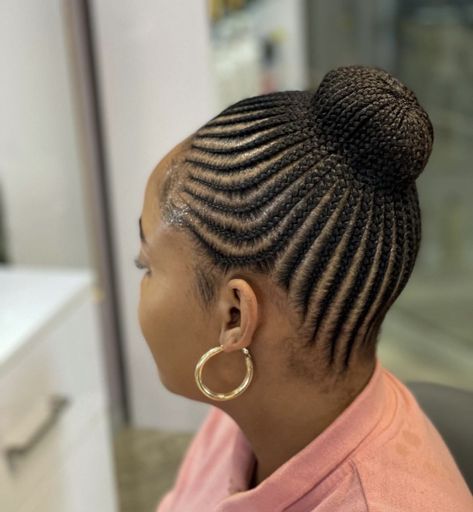 Two Hand Hairstyles African, Freehand Hairstyles 2024, Free Hand Hairstyles For Black Women, Plaited Hairstyles For Black Women, Shuku Hairstyles With Attachment, Free Hand Cornrows For Black Hair, Straight Up Cornrows, Freehand Hairstyle For Black Women, Natural Hair Work Styles