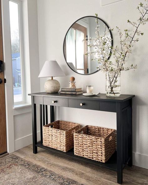 27 Places Within Your Home to Try Tricorn Black by Sherwin Williams Black Console Table Decor, Black Panel Bedroom, Black Entryway Table, Hallway Table Decor, Farmhouse Entry Table, Small Entryway Table, Tricorn Black, Entry Table Decor, Luxe Decor