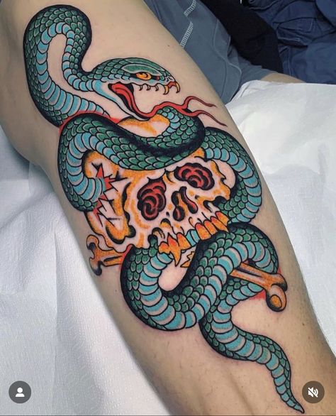 Snake Tattoos Japanese, Irezumi Snake Tattoo, American Traditional Snakes, Oni Skull Tattoo, Animal Tattoos Traditional, Traditional Rattlesnake Tattoo, Colored Snake Tattoo, Japan Snake Tattoo, Neotraditional Skull Tattoo