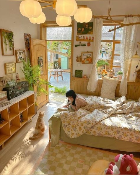 Japanese Anime Room, Japan Aesthetic Bedroom, Japan Home Aesthetic, Jumino Core Bedroom, Chinese Bedroom Aesthetic, Japanese Dorm Room, Japanese Teen Bedroom, Japanese Aesthetic Bedroom, Juminocore Bedroom