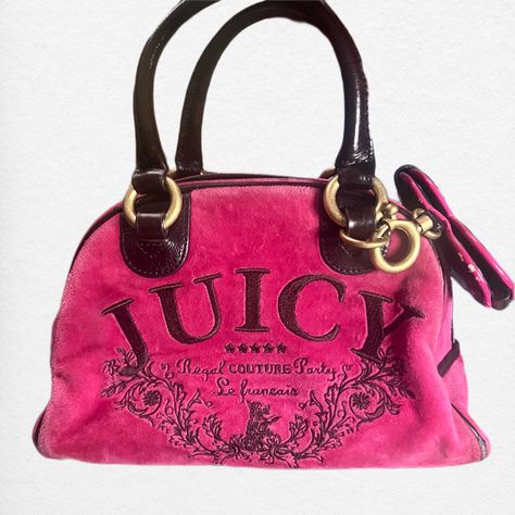 Vintage Juicy Couture Purse 🩶 Authentic! Brown Juicy Couture, Y2k Bags, Y2k Handbag, Velour Bag, Juicy Couture Bracelet, Vintage Juicy Couture, Juicy Couture Purse, Heart Mirror, Bowling Bag