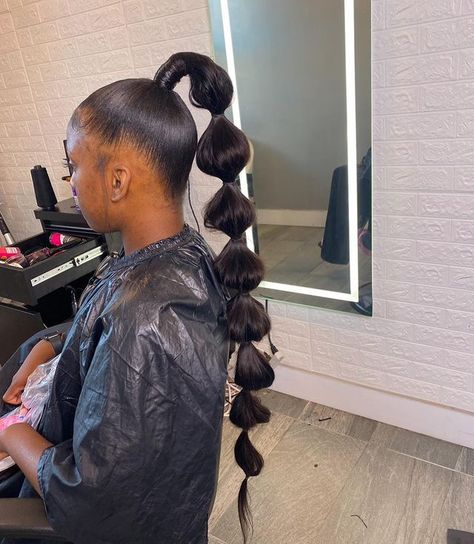 THE GLAM FINALE LLC ✨ on Instagram: “SLEEKKKK BUBBLE PONY CAM 📸 FEBRUARY BOOKINGS ARE OPEN LADIES PONY SZN IS EVERY SZN 🥳🥳 #bkhairstylist #nychairstylist #genieponytail…” High Bubble Ponytail, Bubble Pony, Ponytail Hairstyles For Black Women, Natural Hair Videos Tutorials, Big Ponytail, Sleek Ponytail Hairstyles, Bubble Ponytail, Natural Hair Tutorials, Dead Cells