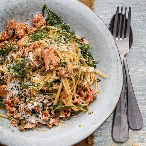 Salmon Linguine With Chilli Oil | SheerLuxe Salmon Linguine, Baked Kale, Slow Cooker Spaghetti, Spinach And Ricotta, Simple Pasta, Chilli Oil, Spaghetti Bolognese, Linguine, Easy Pasta