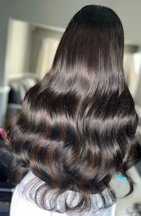 22. Metallic Chocolate Long Locks Gorgeous Hair color is an amazing way to enhance our beauty and add variety to our beauty look. I... Metallic Brown Hair, Metallic Hair Color, Hairstyles For Summer, Ash Brown Hair, Lilac Hair, Gorgeous Hair Color, Hairstyle Trends, Hairstyle Inspiration, Beautiful Hair Color