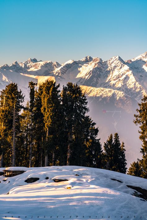 Dadh sar , Miandam - Swat Valley - Pakistan Swat Pakistan, Pakistan Pictures, Swat Valley, Beautiful Pakistan, Pics Ideas, All Flowers, Beautiful Destinations, Wall Collage, Winter Wonderland