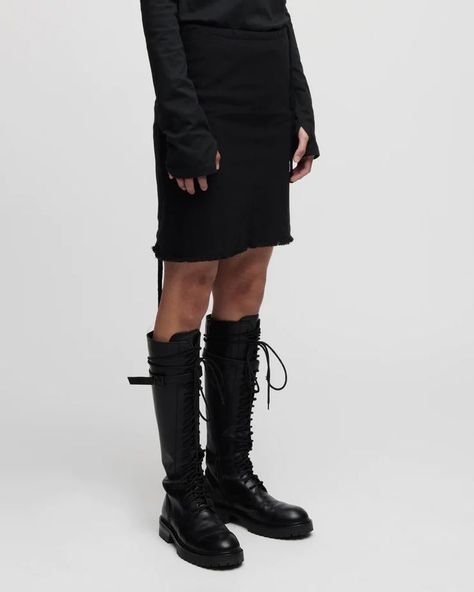 Tall Lace Up Boots Outfit, Lace Up Boots Outfit, Lace Up Boot Outfit, Vetements Shoes, Tall Lace Up Boots, All Black Everything, Mode Inspo, Lookbook Outfits, Boots Outfit