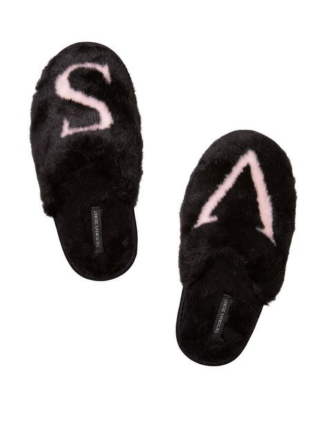 Closed-Toe Faux Fur Slipper - Sleep Accessories - Victoria's Secret Youtuber Dr, Stile Blair Waldorf, Floral Slippers, Victoria Secret Shoes, Slippers Online, Sleep Accessories, Shoe Wishlist, Black Slippers, Cute Slippers