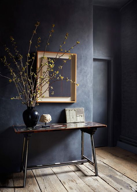 Plaster Walls Interior, Walls Interior Design, Kent Johnson, Atelier Am, Koti Diy, Soho Loft, Dining Room Blue, Dark Interiors, Plaster Walls