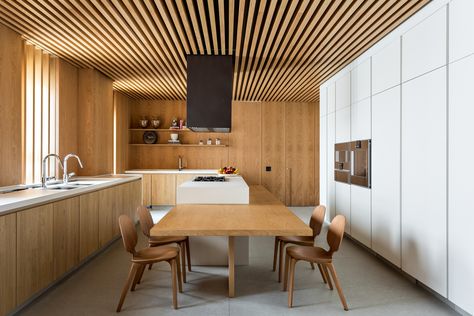 Gallery of MER Apartment / Jacobsen Arquitetura - 16 Quarry House, Kitchen Ikea, Timber Ceiling, Kitchen Gear, Interior Minimalista, Home Theater Rooms, Terrazzo Flooring, Design Room, Modular Furniture