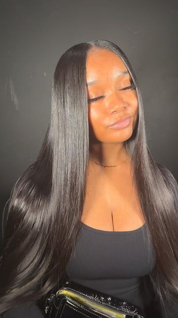 ATL HAIRSTYLIST💕 on Instagram: "I know I been slacking on my content, I got so much content for yall 😩😭😍 but let’s start off with this Bone straight BUSSSDOWNNN. I still got openings for the rest of December 🎉 link in bio. . #Atlantahairstylist #atlhair #atlhairstylist #atlmua #atlprontos #Gsuhairstylist #Clarkatlantahairstylist #spellmanhairstylist #wigs#atlantafrontals" Bone Straight Sew In, Bone Straight Side Part, Sew In Middle Part Straight, 26 Inch Wig Straight, Middle Part Bone Straight, Straight Middle Part Wig, Bone Straight Wig, Straight Sew In, Straight Middle Part