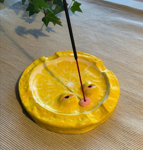 Diy Insence Burner Clay, Insence Holder Ideas Clay, Air Dry Clay Incense Holder, Homemade Incense, Diy Incense Holder, Lemon Head, Clay Candle, Incense Burner Holder, Sculpture Art Clay