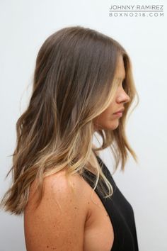 subtle highlights, more prominent in the front                                                                                                                                                      More Brunette Blonde Highlights, Front Hair Styles, Hair Styles 2017, Winter Hair, Brown Blonde Hair, Long Layered Hair, Grunge Hair, Face Framing, Light Brown Hair