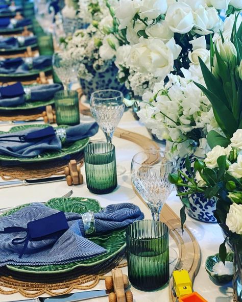 When I saw that @kmartaus recently released a Bordallo Pinheiro Cabbage Leaf Setting dupe, I thought it would be the perfect time to share some of my favourite Spring/Summer table settings featuring the original Bordallo design. Click the link in my bio for some of my favourite Cabbage Leaf settings as well as accessories to bring the look together - or comment SHOP for some of my favourite pieces. #tablesetting #bordallapinheiro #cabbageleafsetting #cabbageleaf #cabbageleafplates #springt... Summer Table Settings, Bordallo Pinheiro, Summer Table, Cabbage Leaves, Summer Tables, Table Setting, My Favourite, I Saw, The Original