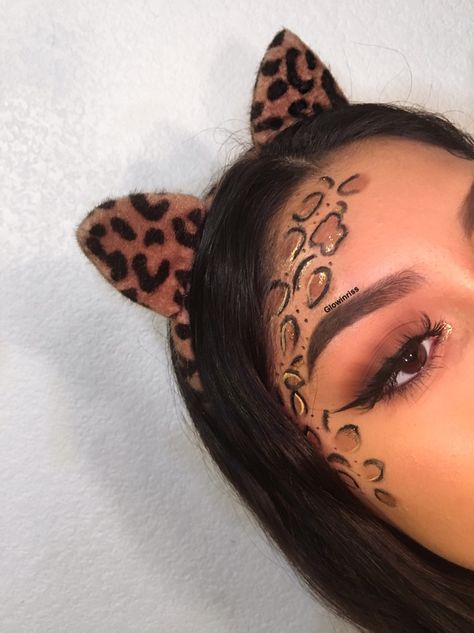 Lepord Halloween Costume Women, Cougar And Panther Halloween Costume, Leopard Costume Women Makeup, Cougar Costume Woman, Cheetah Women Costume, Leapord Costumes Women, Hot Cheetah Costume, Animal Party Outfit, Leopard Outfit Halloween