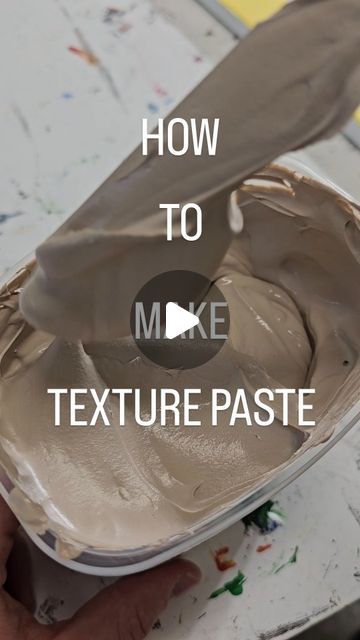 Henri Hagelberg on Instagram: "How to make texture paste? 🎨  I get asked this question multiple times a day, so here's again my recipe for making your own texture paste. 🙌  ➡️ Primary ingredigent is filler.  By filler, I mean the general category of products used to fill holes and cracks in walls, such as joint-compound, plaster or renovation filler. Note that not all will work. Some will crack and crumble once dry. You need to experiment to find one that works (or learn from someone who has found the exact brands that work and are also available to you). The four qualities I looked for in the fillers I used:  ✅️ Premixed & ready to use (= not in powder form) ✅️ Does not dry too quick (= not a rapid-dry product) ✅️ Can be applied in as thick layers as possible (the filling capacity is of Textured Art Paste Recipe, How To Make Texture Paste, Texture Paste Recipe, Texture Paste Art, How To Make Plaster, Plaster Texture, Plaster Paint, Paste Recipe, Plaster Crafts