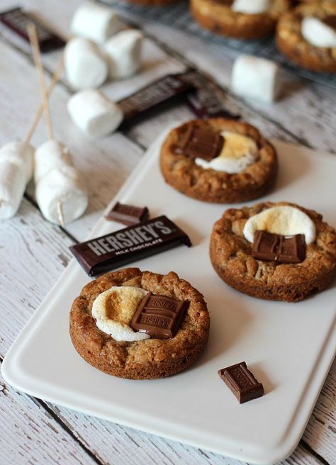 Deep Dish S'more Cookies | Cookies and Cups Deep Dish Cookie, S Mores Cookies, Smores Cookies, Yummy Sweets, S Mores, Deep Dish, Eat Dessert, Sweets Treats, Om Nom