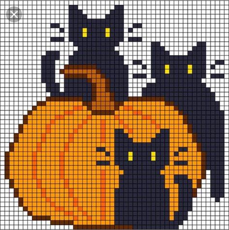 Halloween Cat Pixel Art, Sasuke Uchiha Perler Beads, Pixel Moth Pattern, Cute Halloween Cross Stitch, Halloween Graphgan, Cross Stitch Cat Pattern, Bayeux Stitch, Perler Beads Halloween, Pumpkin Pixel Art