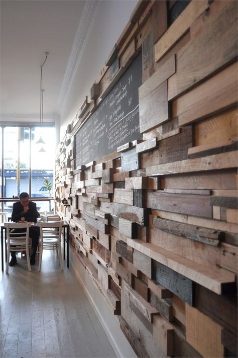 BELLE VIVIR -Decorating Ideas, Interior Design Inspirations and Fashion Latest. : For the home: Unique wall treatments and textured walls Wood Feature Wall, Wood Slat Wall, Fa Fal, Reclaimed Wood Wall, Coffee Shop Design, Wall Cladding, Textured Wall, Wood Slats, Cafe Interior