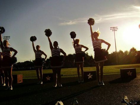 But Im A Cheerleader Aesthetic, Cheerleading Aesthetic, Cheerleader Aesthetic, But Im A Cheerleader, Cheers Photo, American High School, Quinn Fabray, Fotografi Digital, Veronica Lodge