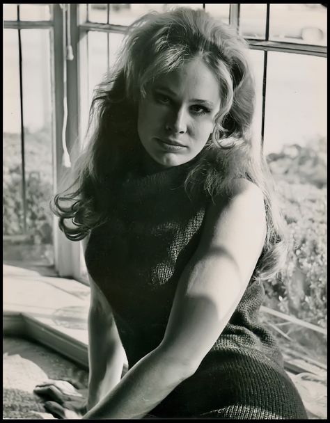 Vintage Hollywood Classics Jeannette Mccurdy, Karen Black, Scream Queens, Vintage Hollywood, Hollywood, Actresses, Actors, Black And White, Photography