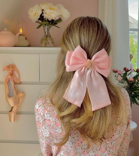 French Girly, Prince Hair, Princess Hair Bows, Organza Bow, Handmade Fairy, Princess Hair, Chic Makeup, Princess Hairstyles, Pink Girly Things