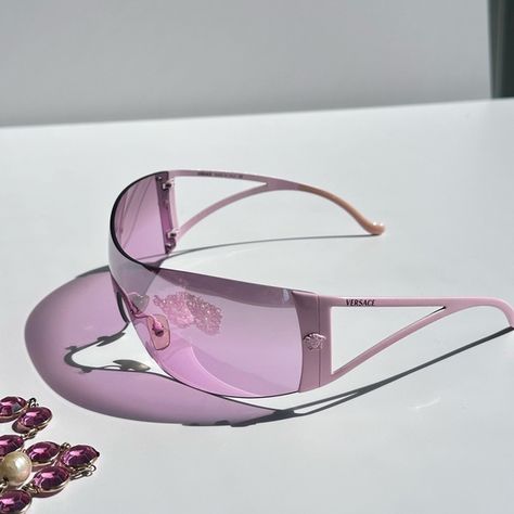 Shop poshhd19's closet or find the perfect look from millions of stylists. Fast shipping and buyer protection. Vintage 💘Pink Versace sunglasses. Shield sunglasses , perfect for skiing as well. They in great vintage condition. Minimum sign of wear to none. Comes with authentic Versace case. Price is firm. Pink Versace, Versace Pink, Versace Sunglasses, Shield Sunglasses, Vintage Pink, Versace, Skiing, Sunglasses, Best Deals