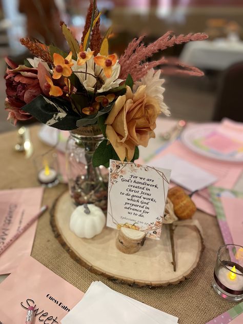 Pastor Appreciation Table Centerpieces, Bible Centerpiece Ideas, Pastor Day Decorations Ideas, Fall Church Crafts, Thanksgiving Table Centerpieces, Christian Thanksgiving, Centerpieces Ideas, Retirement Ideas, Pastor Appreciation