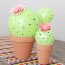 Cactus Balloon Centerpiece DIY | Party City Balloon Centerpieces Diy, Cactus Centerpiece, Cactus Balloon, Cactus Party Decor, Balloon Centerpiece, Centerpiece Diy, Cactus Party, Fiesta Theme Party, Halloween Kit