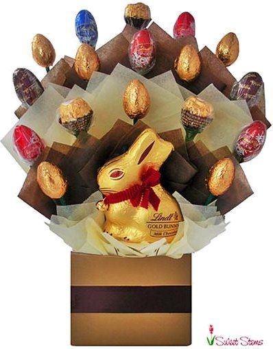 Lindt chocolate bouquet.. it melts in your mouth.. you crave for more Lindt Chocolate Bouquet, Easter Hampers, Lindt Easter, Bouquet Chocolate, Fair Season, Easter Hamper, Egg Chocolate, Easter Bouquet, Sweet Carts