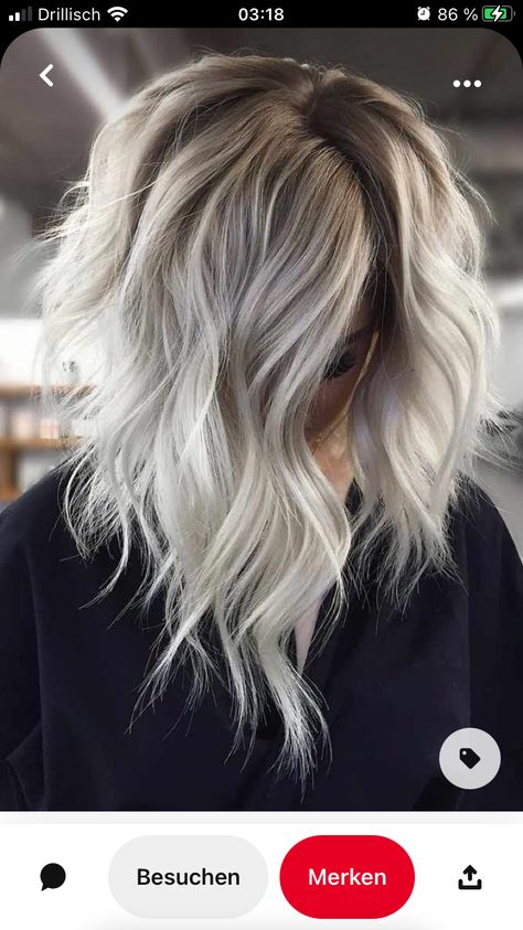 Hair Colors Ideas, Platinum Blonde Balayage, Platinum Hair Color, Silver Blonde Hair, Icy Blonde Hair, Brown Ombre Hair, Wavy Bob Hairstyles, Silver Blonde, Platinum Hair