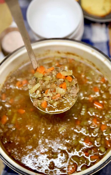 Beef Barley Soup Stovetop, Beef Barley Mushroom Soup, Hamburger Barley Soup, Barley Recipe Healthy, Vegetable Beef Barley Soup, Beef Barley Stew, Barley Recipe, Ground Beef Recipe, Beef Soup Recipes