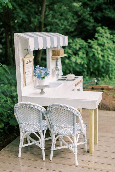 Serena and Lily's Outdoor Kids Riviera Chairs - Finding Lovely Kids Outdoor Chairs, Hotel Activities, Kids Outdoor Table, Kids Outdoor Spaces, Finding Lovely, Kids Adirondack Chair, Kids Restaurant, Kids Barn, Kids Restaurants